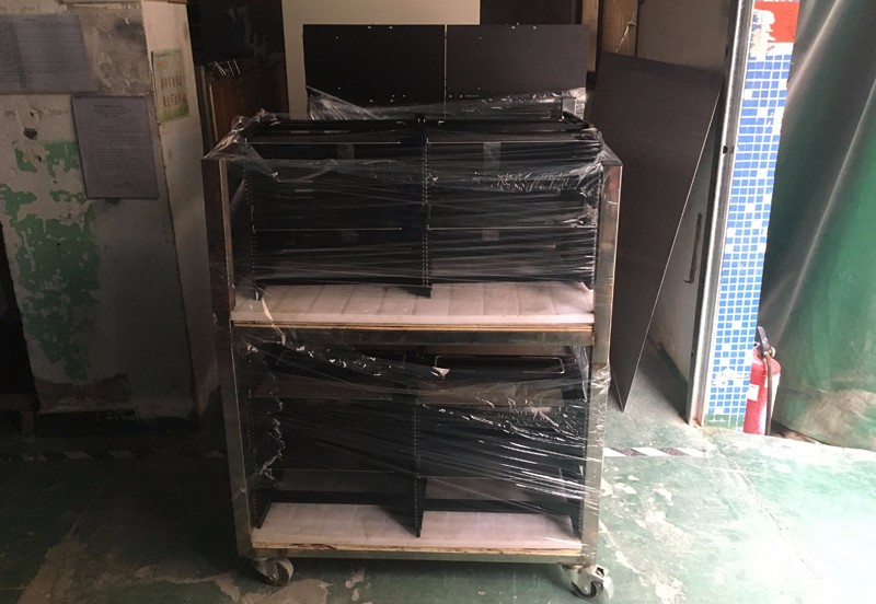 晶圆提篮载具包装入库.jpg