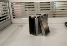 LED自动上下料盒越贵越好吗-ISO认证 17年行业经验厂家「东虹鑫」